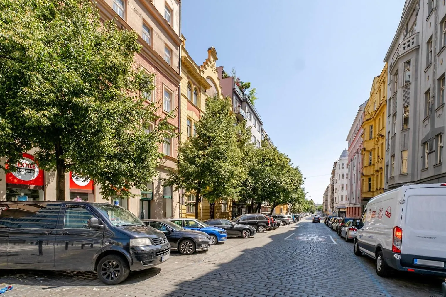 Blueground Holesovice Balcony Nr Vltava Prg-48 Apartamento Praga 0*,  República Checa