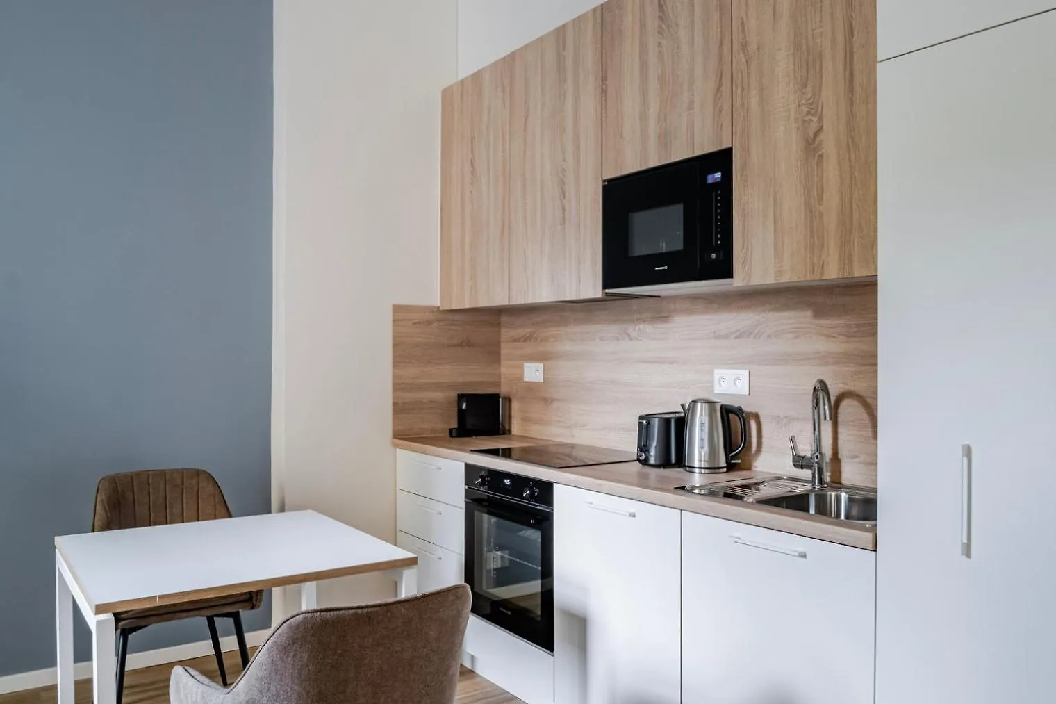 Blueground Holesovice Balcony Nr Vltava Prg-48 Apartamento Praga