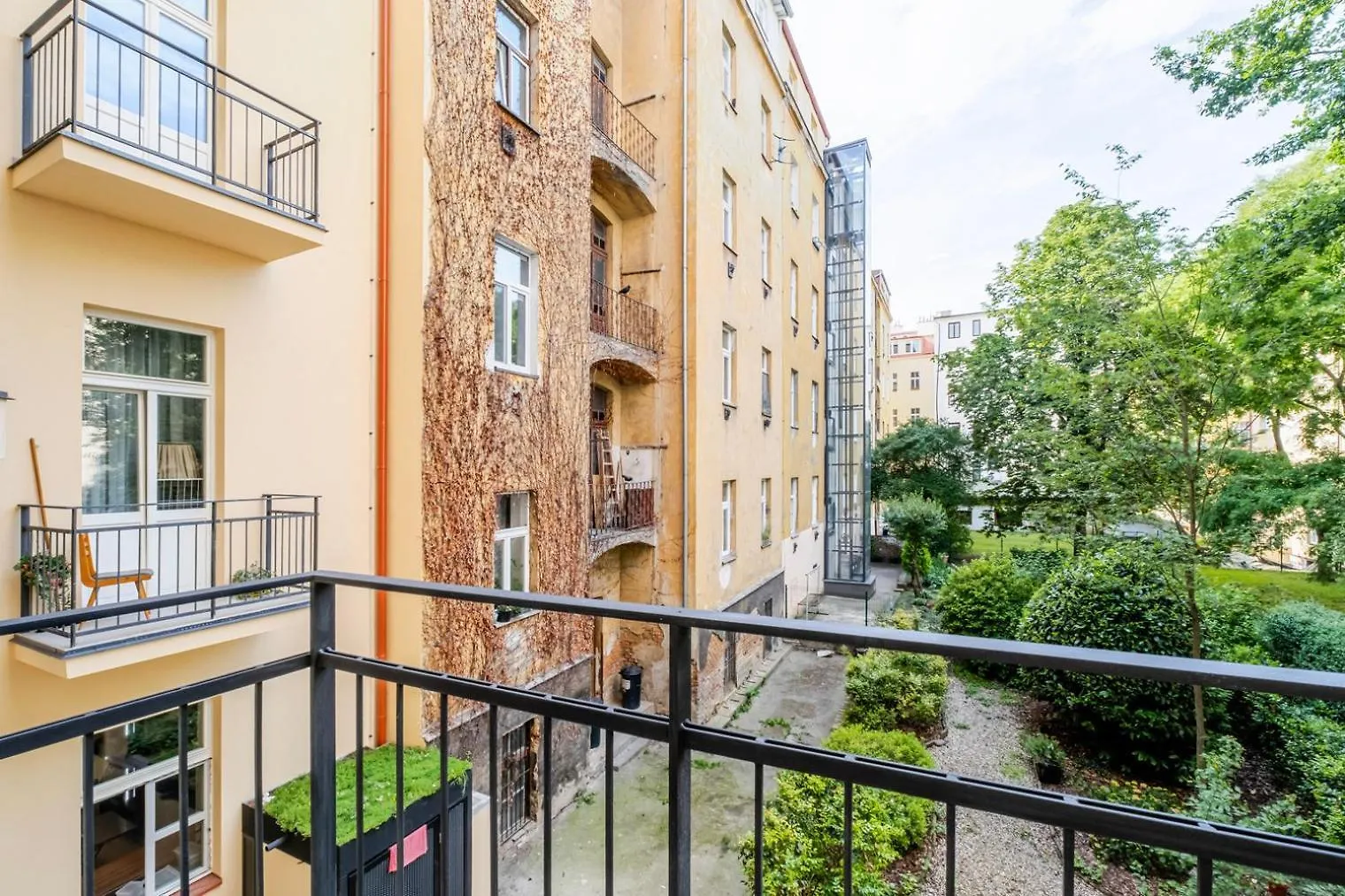 Blueground Holesovice Balcony Nr Vltava Prg-48 Apartamento Praga