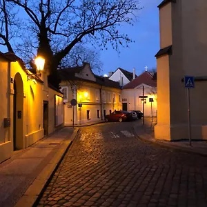 Apartamento Old Town Basement, Praga